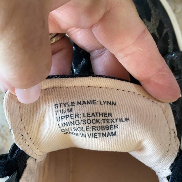 Kate Spade Lynn Metallic Leopard Sneaker {Blk/Gry} - Picture 8 of 8